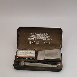 Antique WW1 Military Gillete Shaving Kit
